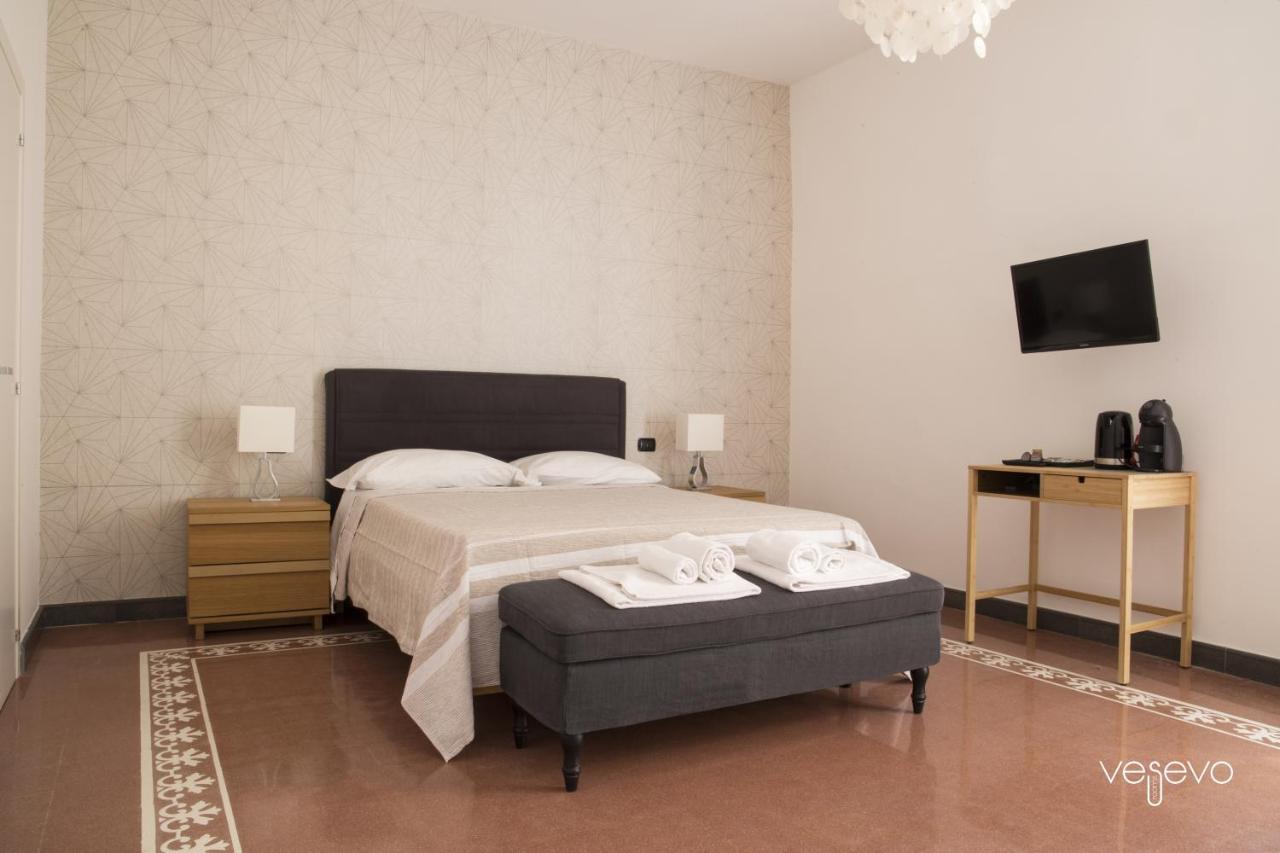 Vesevo Rooms Napoli Eksteriør bilde
