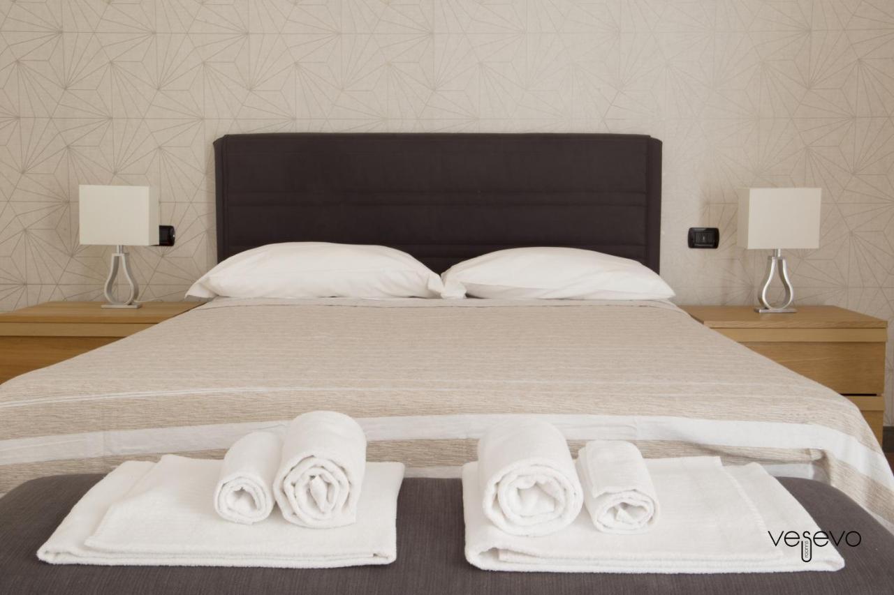 Vesevo Rooms Napoli Eksteriør bilde